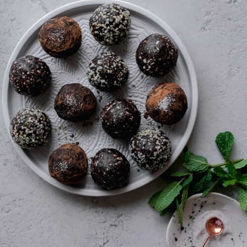 cashew bliss balls