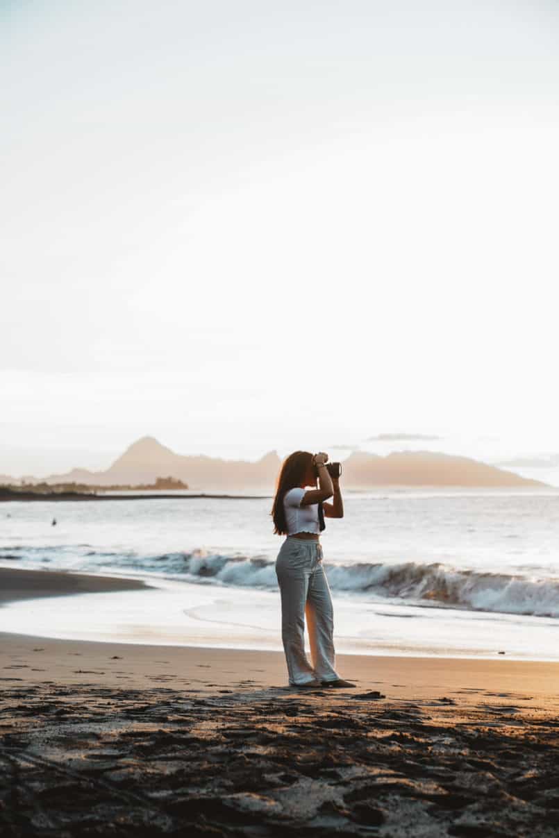 A travel guide with my vegan friends in mind as well as a taro root salad recipe inspired by a beautiful Tahitian woman spreading a plant-based philosophy.