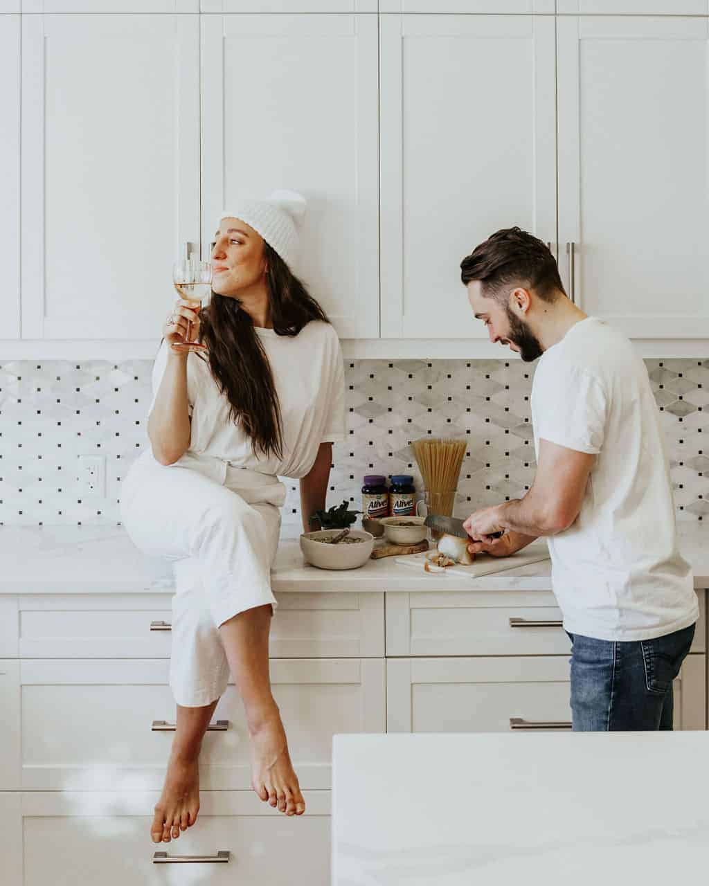 Maria & Andrew sitting in the kitchen making Kale Pasta