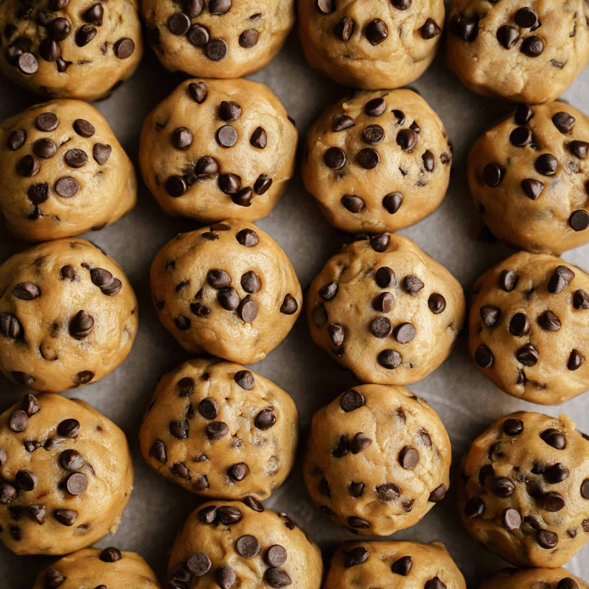 Rolled balls of dough on a tray