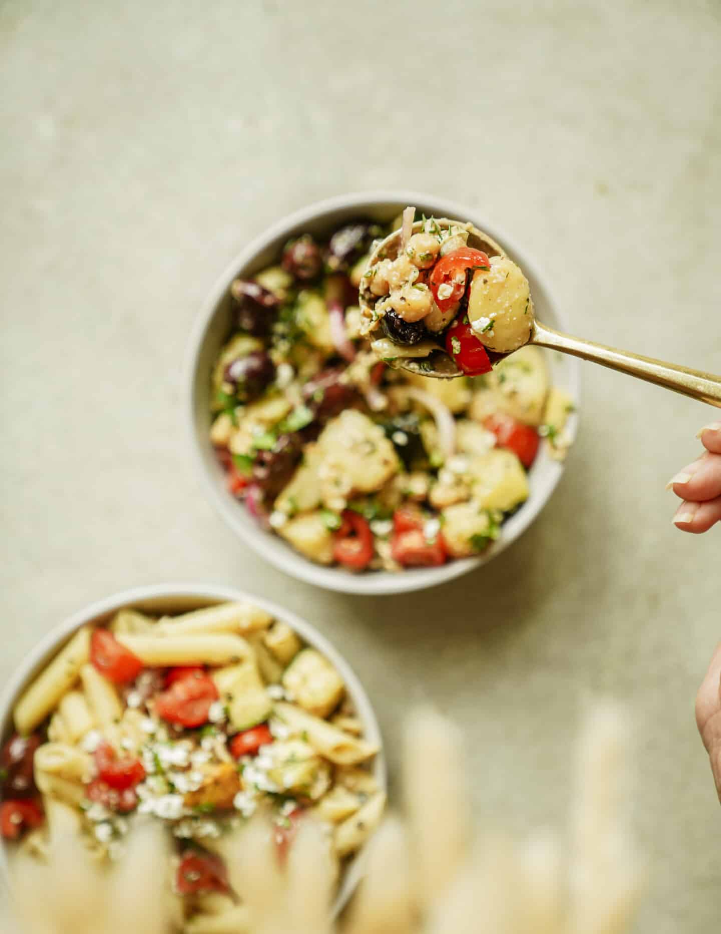 Pasta primavera in bowls