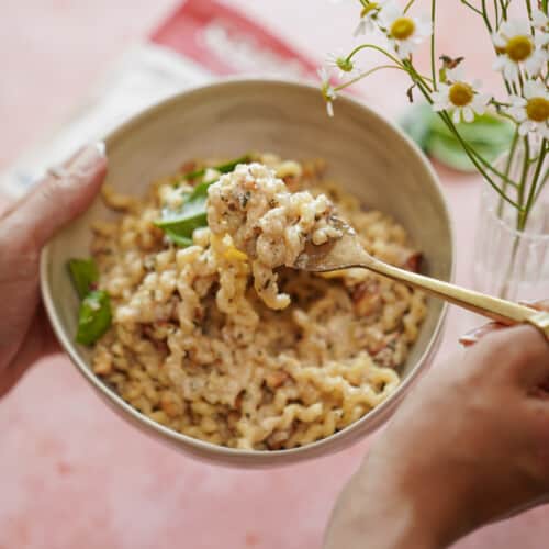 Bowl of lemon garlic pasta