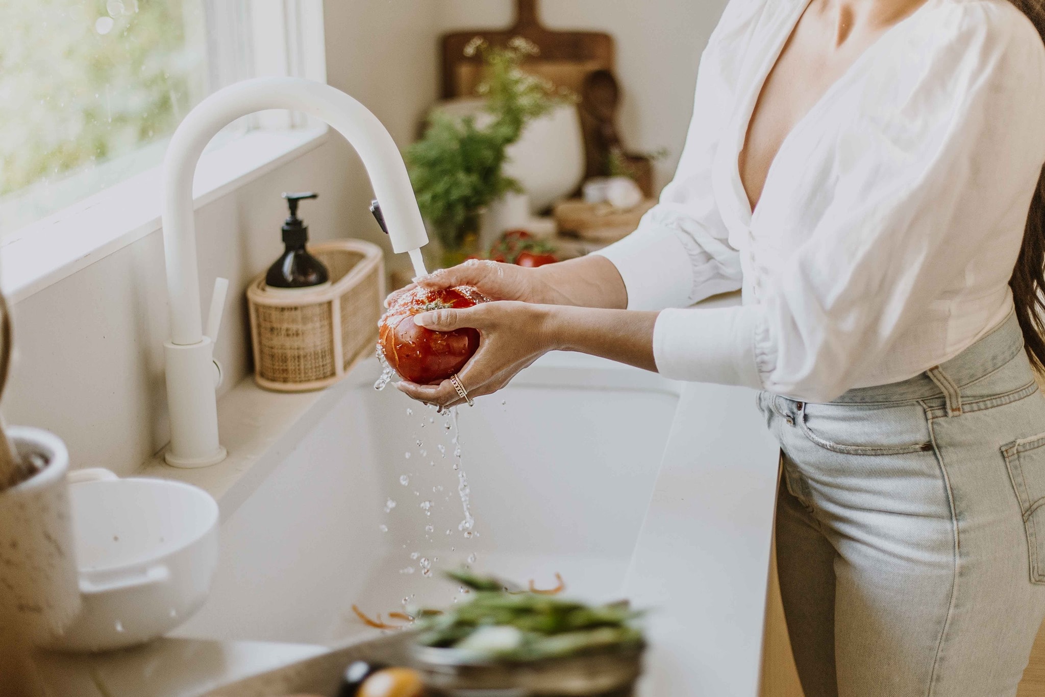 Maria washing fruit